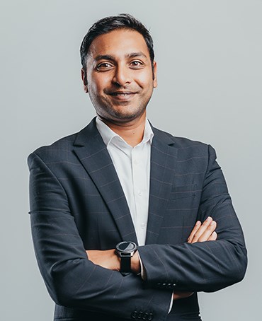 MANIKKAM, Davissen, Centre Manager